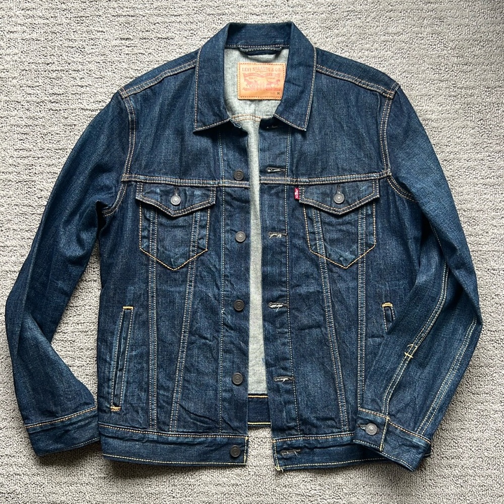 Levi’s Trucker Jacket Size Men’s Medium